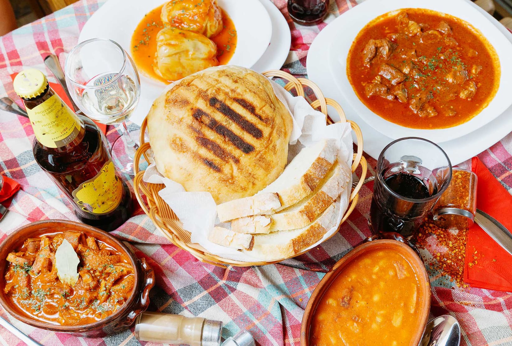 Restoran Tri Šešira Sombor